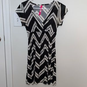 Cristinalove black and white dress. Size M.